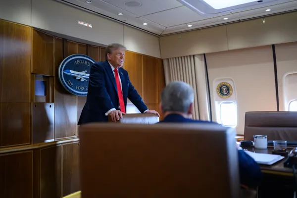 President Trump en route to the 2025 Anchorage summit with Putin