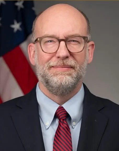 Official portrait of OMB Director Russell Vought.