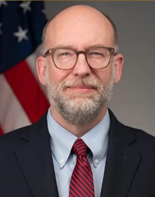 Official portrait of OMB Director Russell Vought.