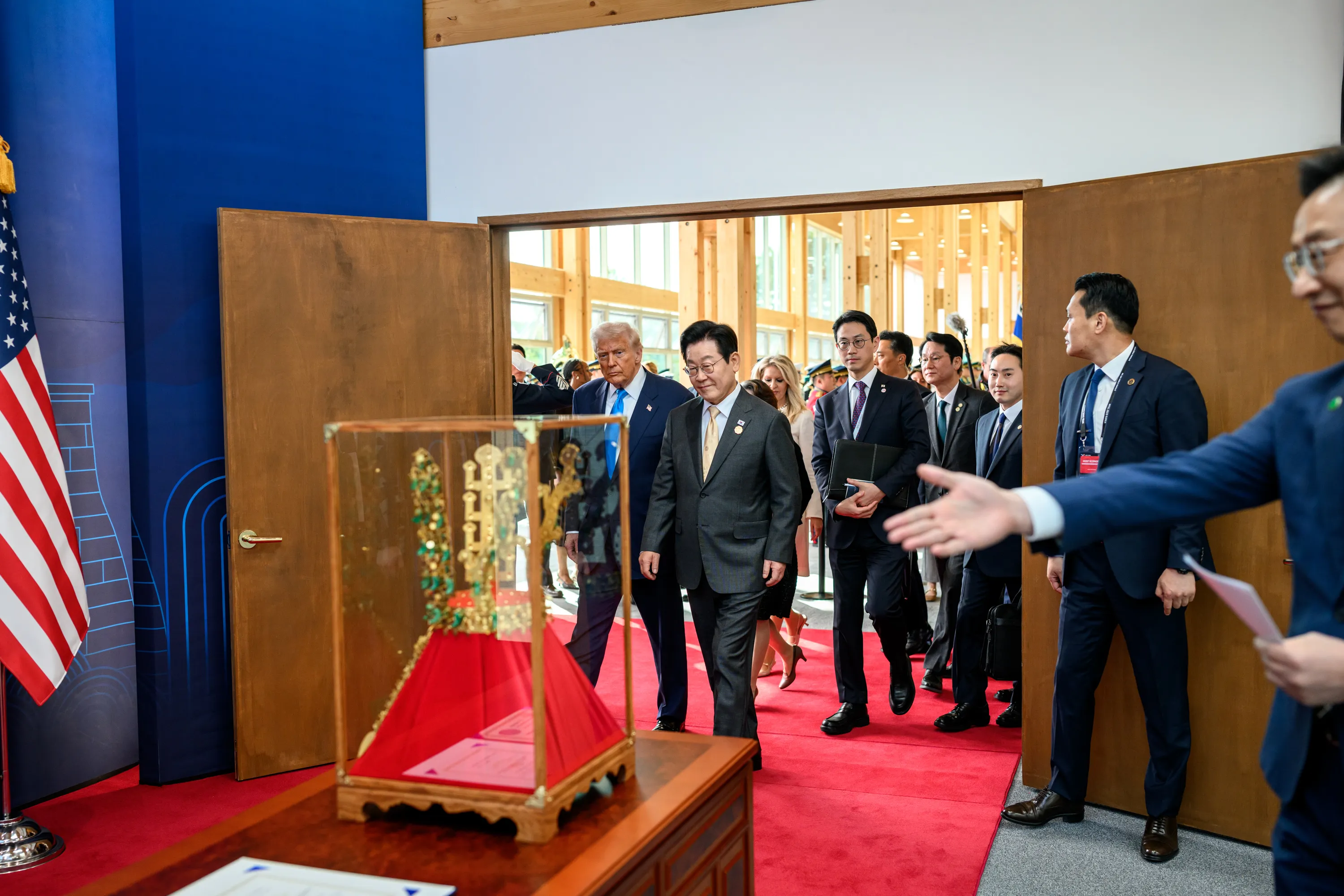President Trump is awarded the Grand Order of Mugunghwa by South Korean President Lee Jae Myung at the Gyeongju National Museum.