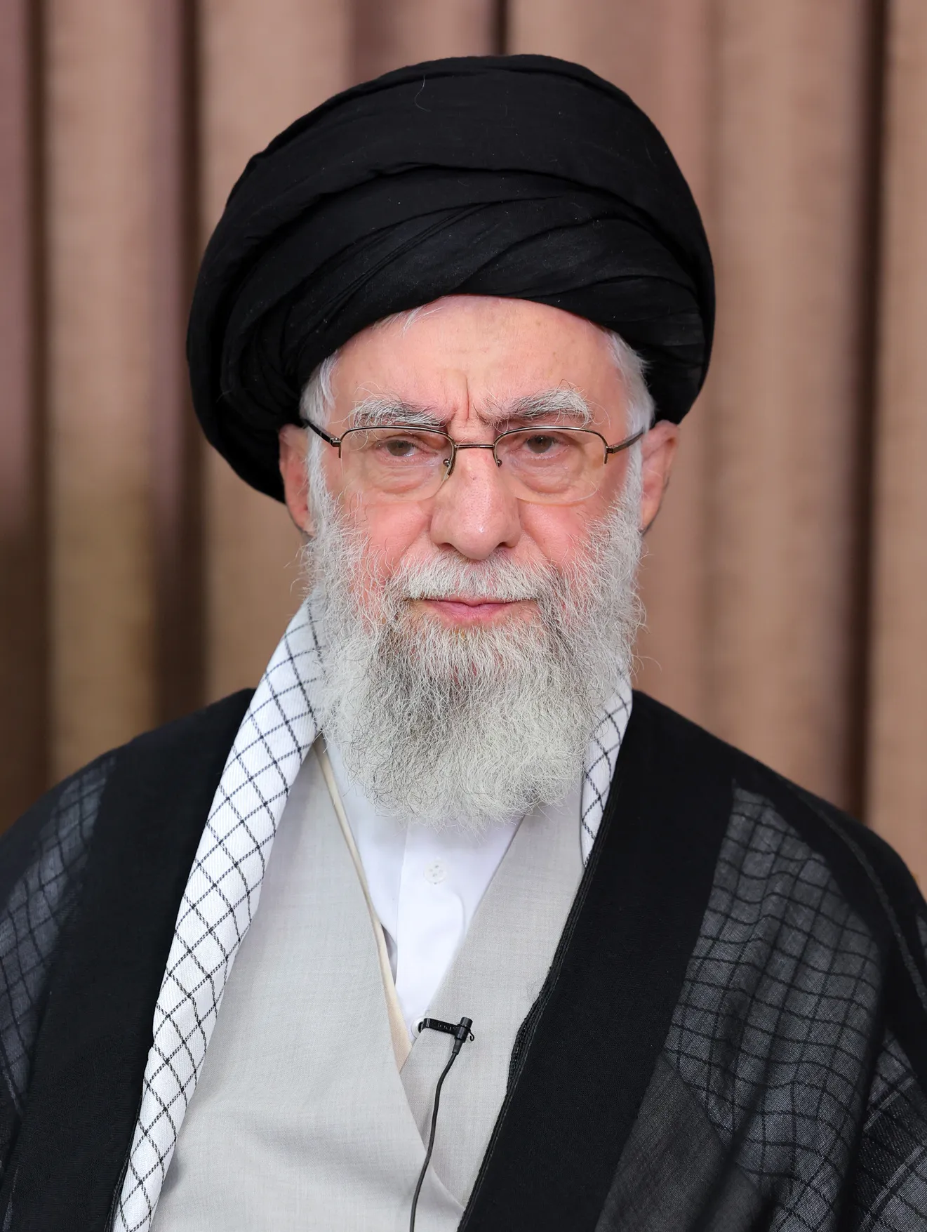 Official portrait of Iranian Supreme Leader Ayatollah Ali Khamenei